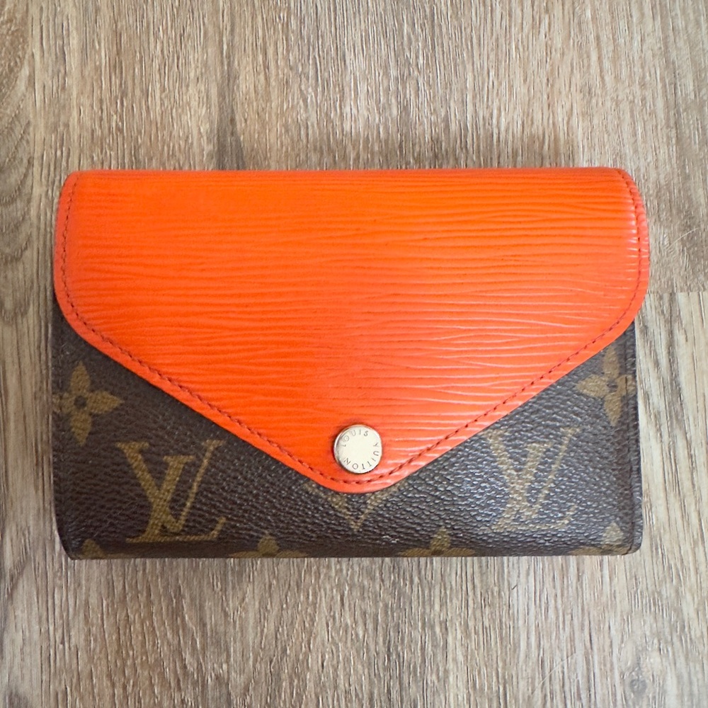 Louis Vuitton Orange and Brown Monogram Wallets EXCELLENT condition